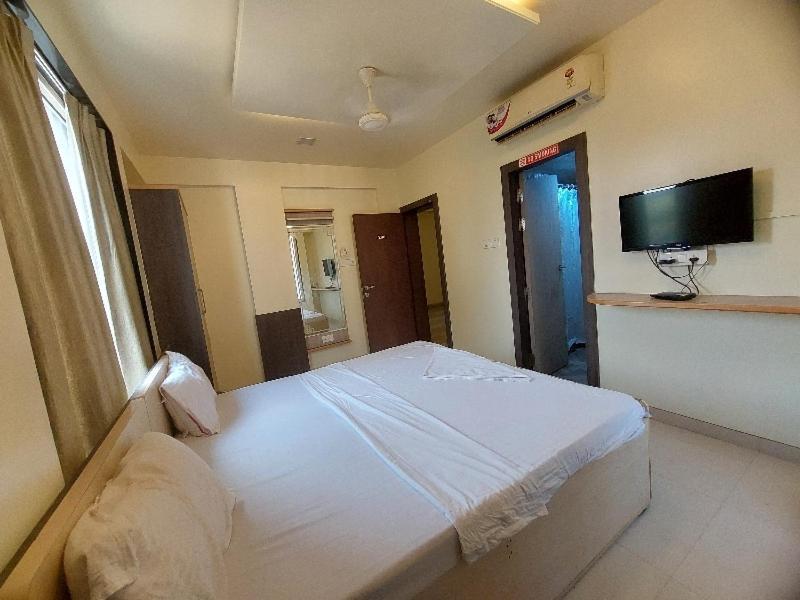 Super Hotel O Happy Homely Stay Near Pune Airport Khadki Eksteriør bilde